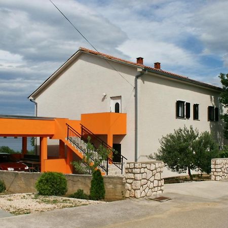 Apartments With A Parking Space Novi Vinodolski - 5514 Екстер'єр фото