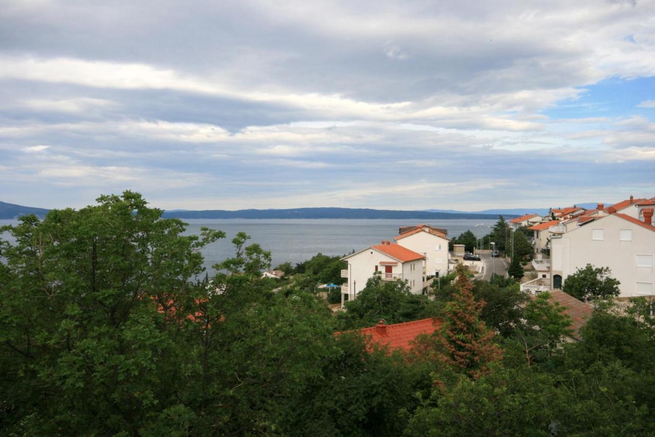 Apartments With A Parking Space Novi Vinodolski - 5514 Екстер'єр фото