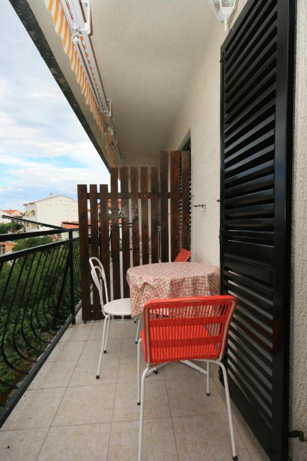 Apartments With A Parking Space Novi Vinodolski - 5514 Екстер'єр фото
